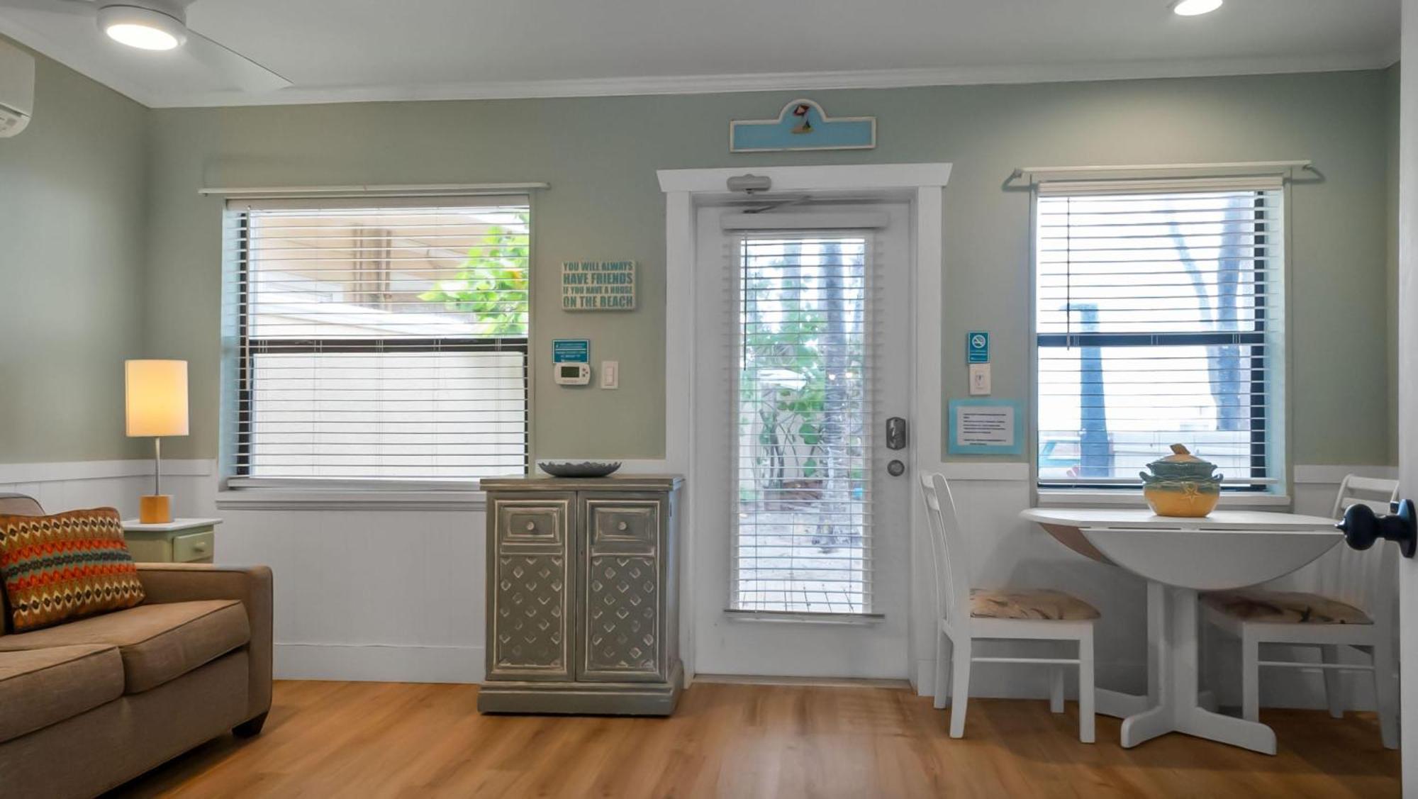 Sunset Beach House - All Villa St. Pete Beach Esterno foto